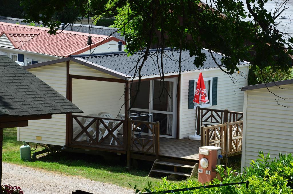 Camping Hotel Les Rives Du Loup Tourrettes-sur-Loup Oda fotoğraf