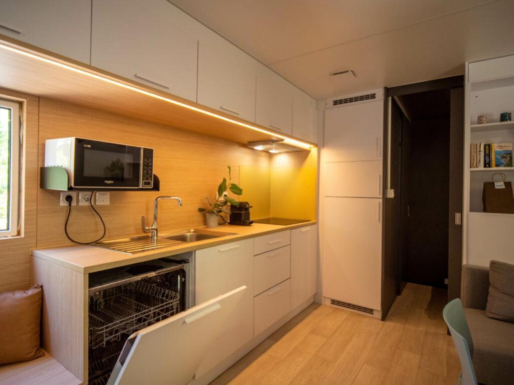 Camping Hotel Les Rives Du Loup Tourrettes-sur-Loup Dış mekan fotoğraf
