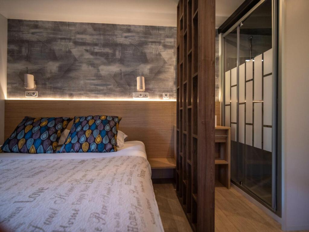Camping Hotel Les Rives Du Loup Tourrettes-sur-Loup Dış mekan fotoğraf
