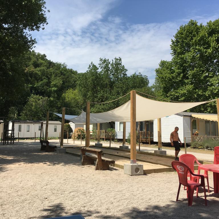 Camping Hotel Les Rives Du Loup Tourrettes-sur-Loup Dış mekan fotoğraf