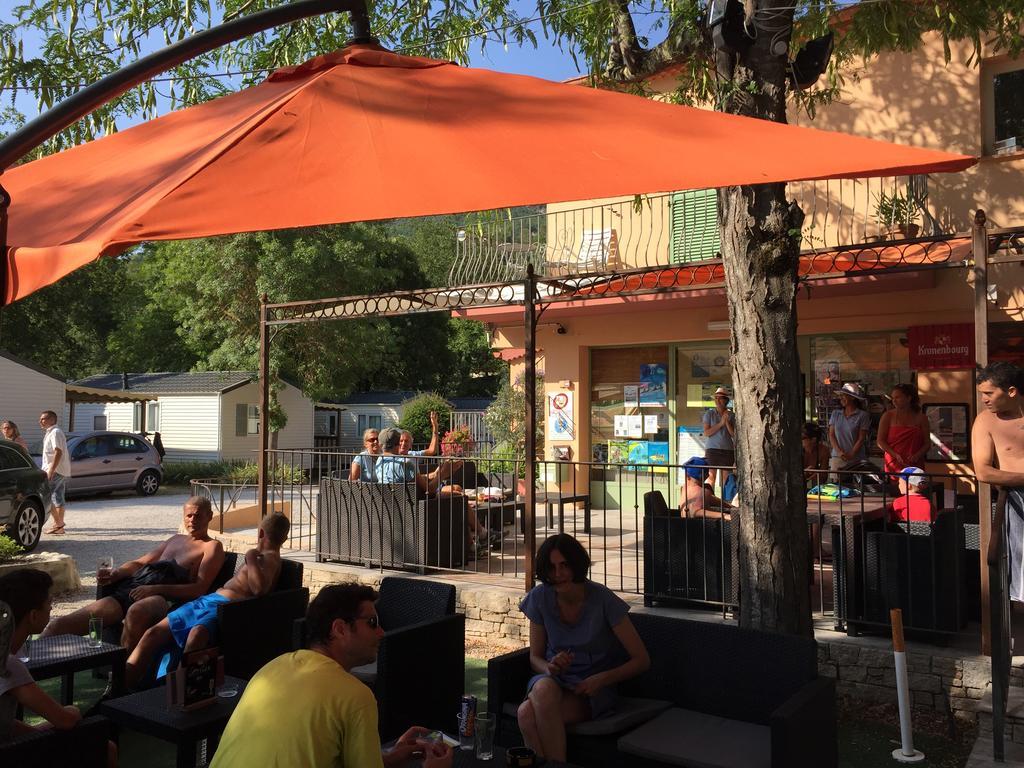 Camping Hotel Les Rives Du Loup Tourrettes-sur-Loup Dış mekan fotoğraf