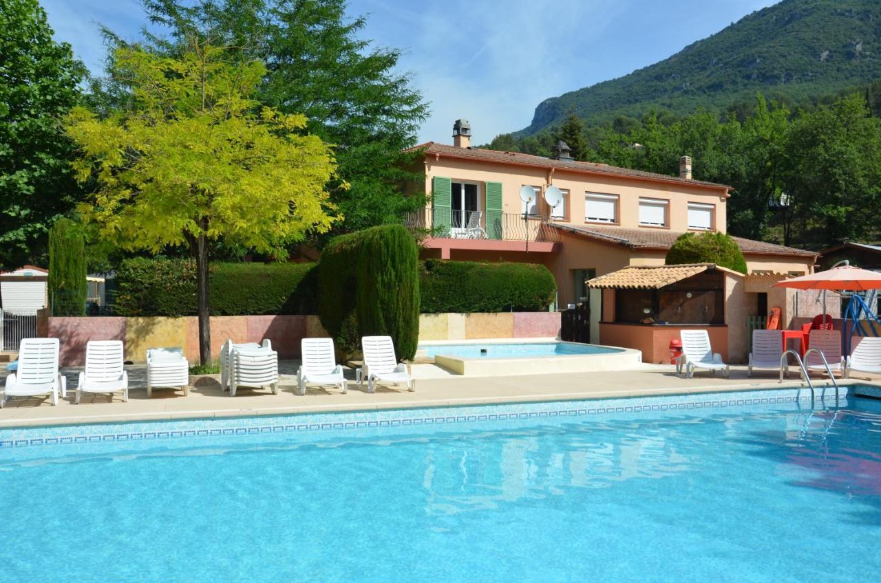 Camping Hotel Les Rives Du Loup Tourrettes-sur-Loup Oda fotoğraf